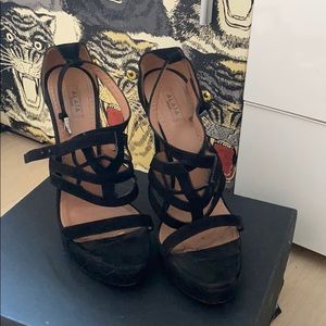 Alaia sandals